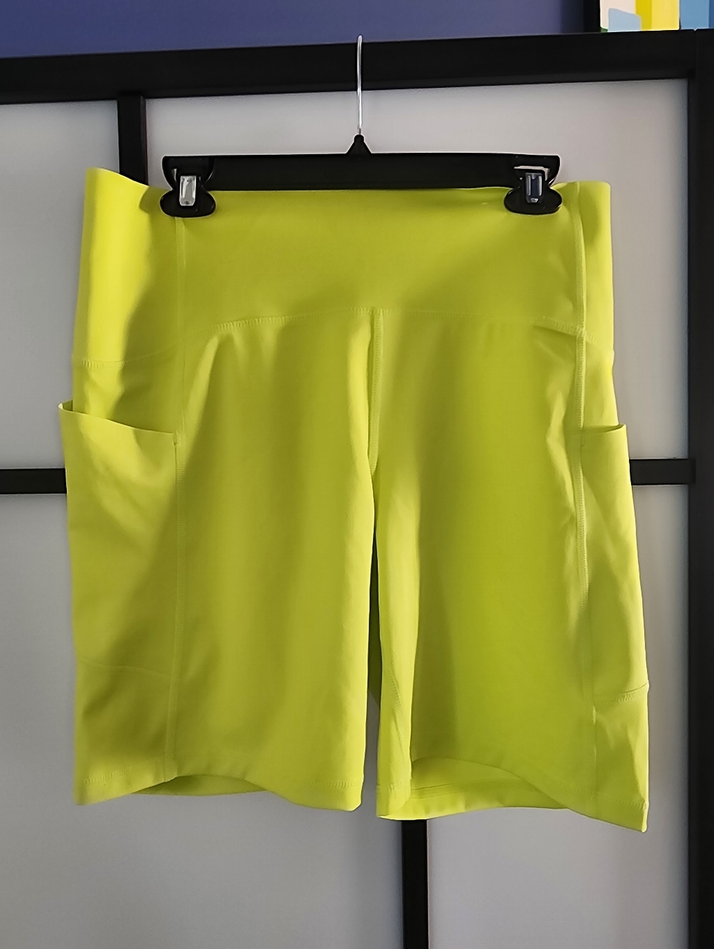 Xersion High-Waist Neon Yellow Performance Shorts with Side Pockets, Sz XL